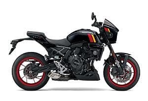 GSX-8TT *NU I BUTIK*