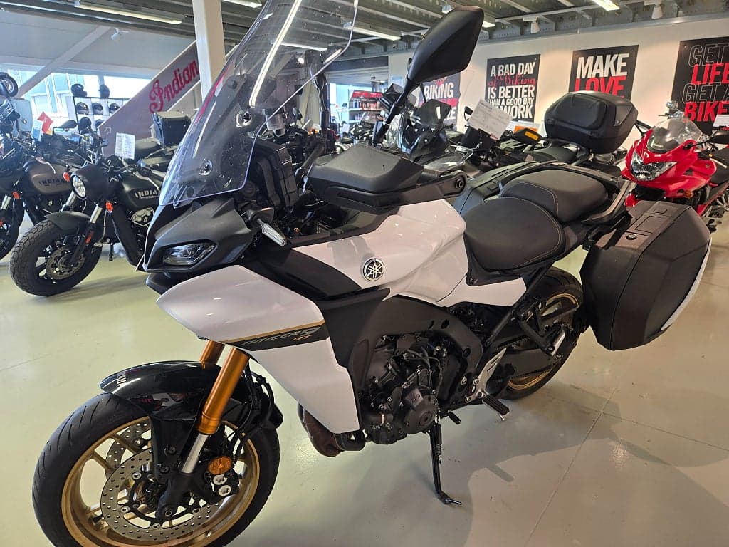 TRACER 900 GT